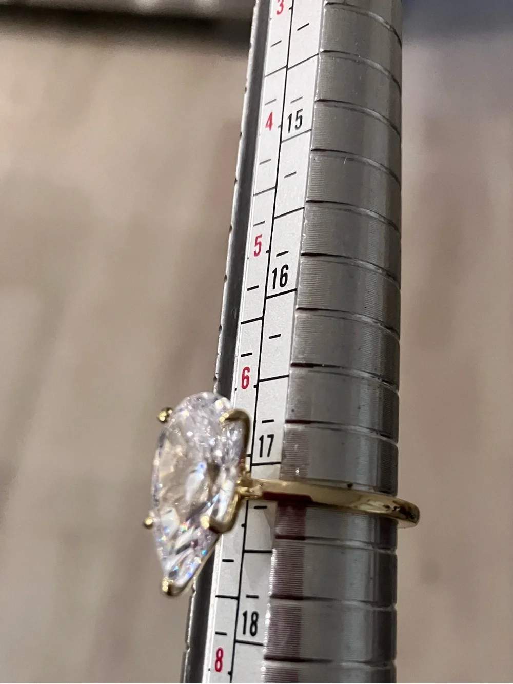Size 7 Pear Shaped Dazzling Ring - Classic Sparkle